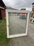 Fönster med karm 109x129