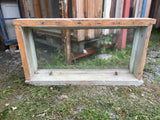 Fönster med karm 107x56