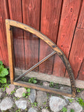 Spröjsad fönsterbåge 68x66