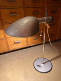 Industriell skrivbordslampa